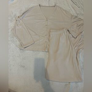 Women’s Pocket Drop Shoulder Lounge Set- Cream